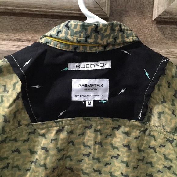 New With Tags “Geometrix” Men’s Button Down Shirt - Picture 8 of 11